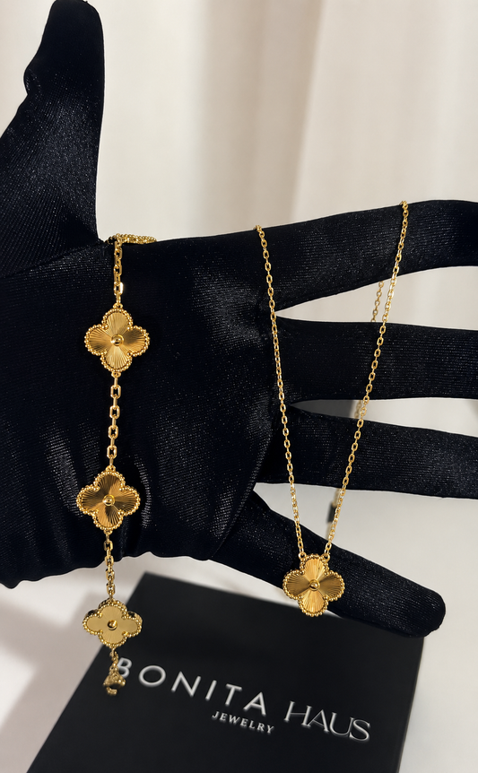 Gina Clover Necklace